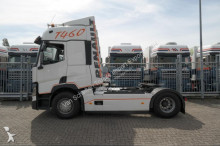 Renault tractor unit