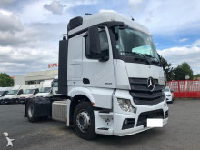 Mercedes tractor unit