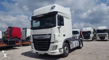 tractor DAF XF460