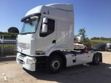 Renault Premium 460 EEV tractor unit