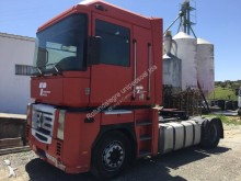 Renault AE 440 tractor unit
