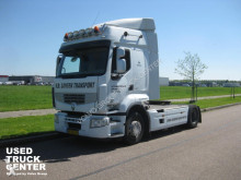 Renault Premium tractor unit