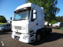 Renault Premium 440 tractor unit