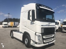 cap tractor Volvo