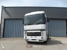 Renault tractor unit