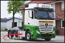 Mercedes exceptional transport tractor unit