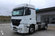Mercedes Axor 1840 tractor unit