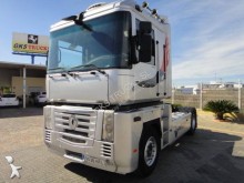 cap tractor Renault