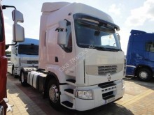 cap tractor Renault