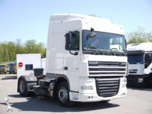 DAF XF 105.460 Space Cab tractor unit