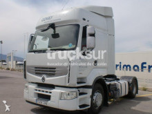 cap tractor Renault