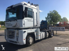 Renault tractor unit