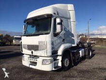 tracteur Renault Premium 450