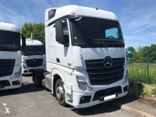 Mercedes tractor unit