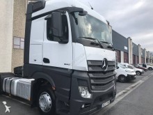 Mercedes tractor unit