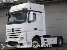 ciągnik siodłowy Mercedes