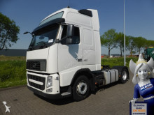 Volvo FH13 tractor unit