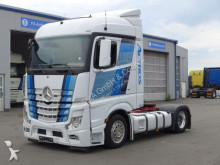 Mercedes exceptional transport tractor unit
