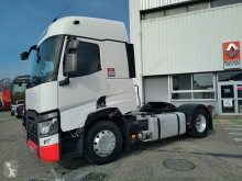 Renault hazardous materials / ADR tractor unit