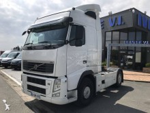 cap tractor Volvo
