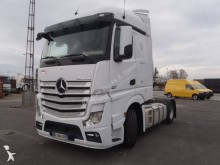 cap tractor Mercedes
