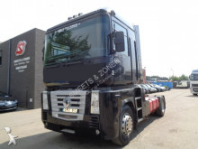 cap tractor Renault