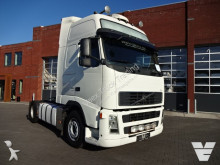 cap tractor Volvo