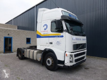 tracteur Volvo FH12