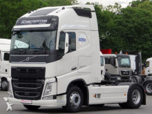 ciągnik siodłowy Volvo