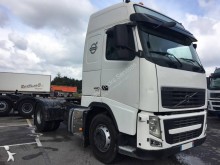 cap tractor Volvo