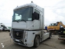 tracteur accidenté