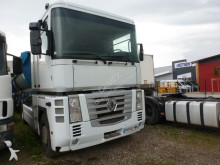 Renault Magnum 480 tractor unit