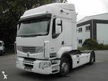 cap tractor Renault