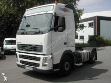 cap tractor Volvo
