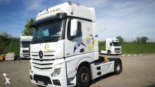 Mercedes tractor unit