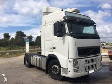 cap tractor Volvo