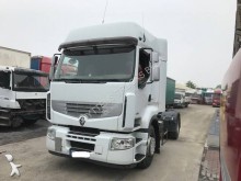 cap tractor Renault