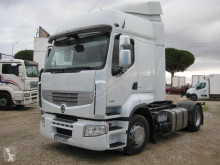 cap tractor Renault