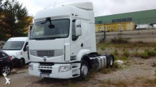 cap tractor Renault