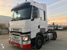 cap tractor Renault