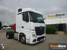 Mercedes Actros