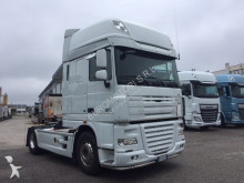 trattore DAF XF 105.460 FT