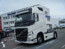 ciągnik siodłowy Volvo