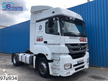 Mercedes tractor unit