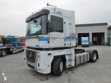 cap tractor Renault