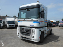 cap tractor Renault