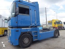 cap tractor Renault