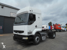cap tractor Renault