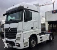 Mercedes tractor unit