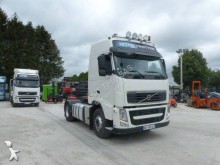 cap tractor Volvo